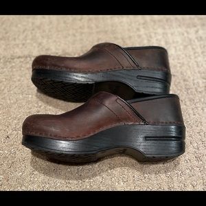 Brown leather DANSKO clogs size 36